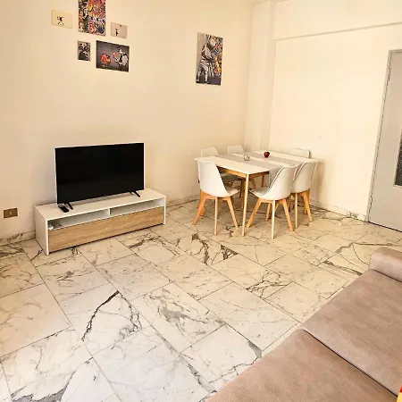 Urban Street Apartment Roma-3